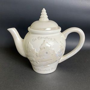 Bella Casa Christmas Tea Pot